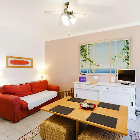 De 55 M² Au Coeur D'un Domaine Viticole A 2 Km De Narbonne-plage, Ideal Pour 5 Pers. * Ναρμπόν