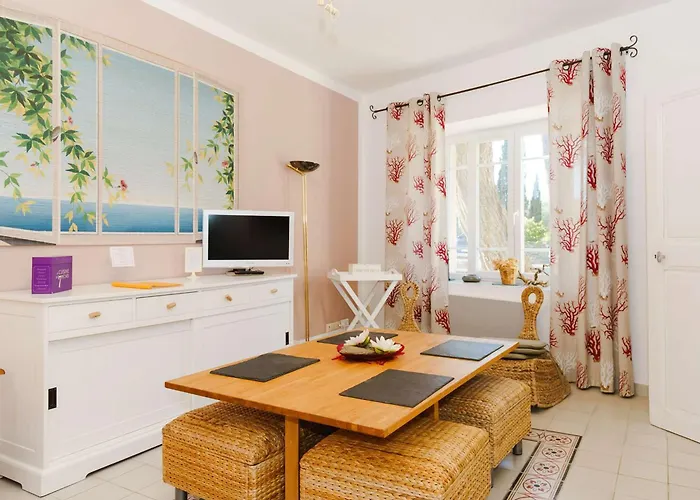 De 55 M² Au Coeur D'un Domaine Viticole A 2 Km De Narbonne-plage, Ideal Pour 5 Pers. - Fr-1-409-177 דירה *