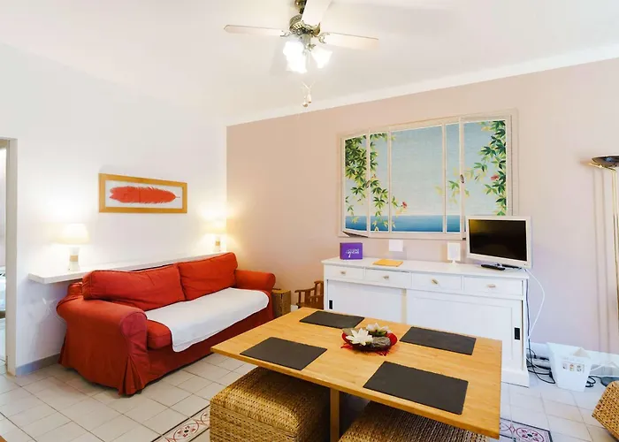 De 55 M² Au Coeur D'un Domaine Viticole A 2 Km De Narbonne-plage, Ideal Pour 5 Pers. - Fr-1-409-177 * נרבון